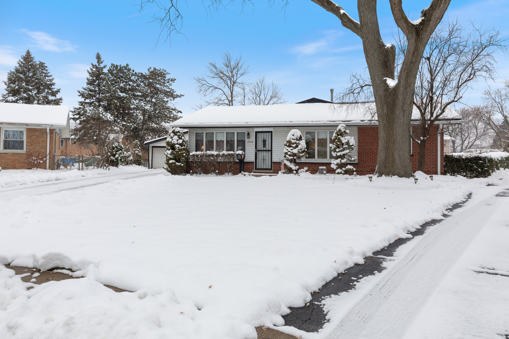 12954 Crescent Court, Crestwood, IL 60418