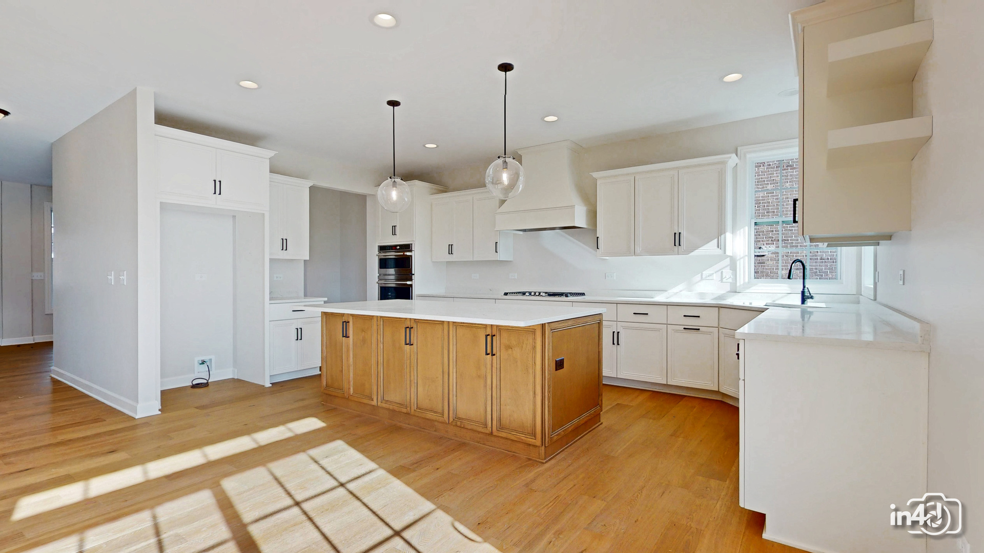 24433 W Bantry Lane, Shorewood, IL 60404