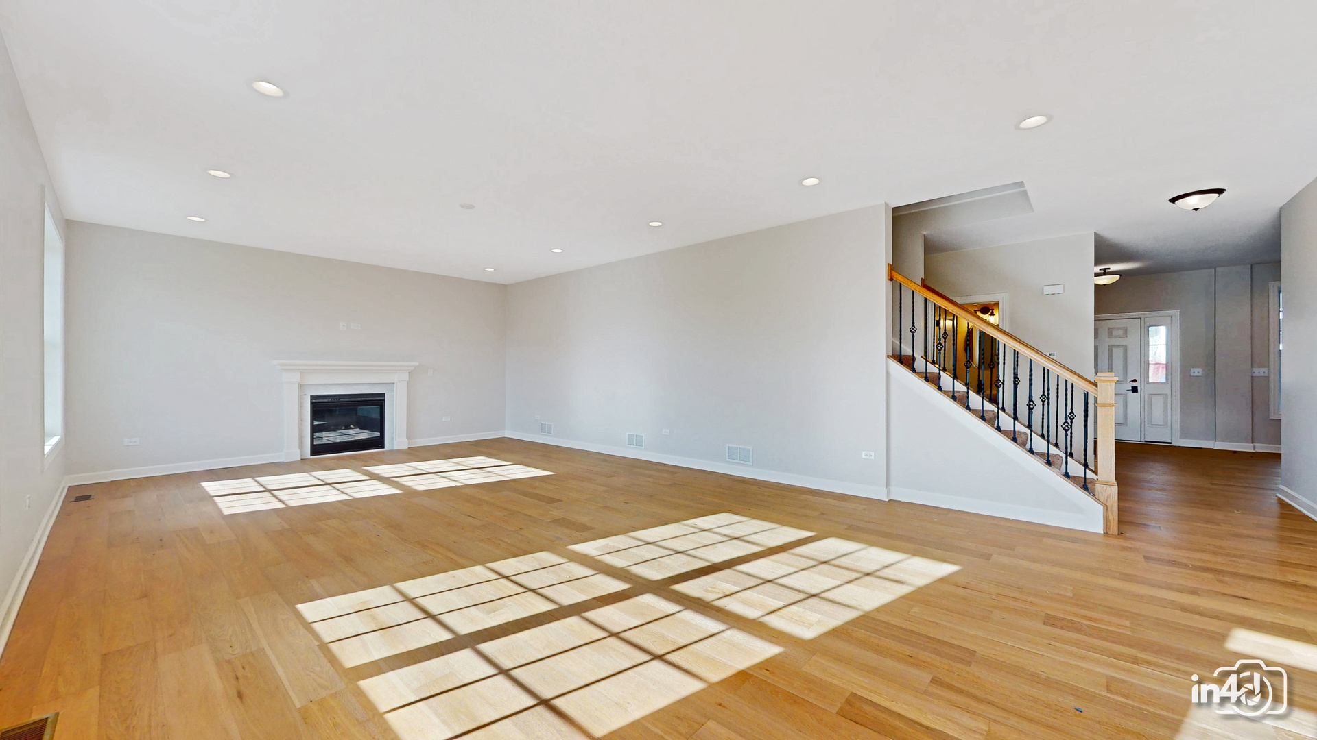 24433 W Bantry Lane, Shorewood, IL 60404