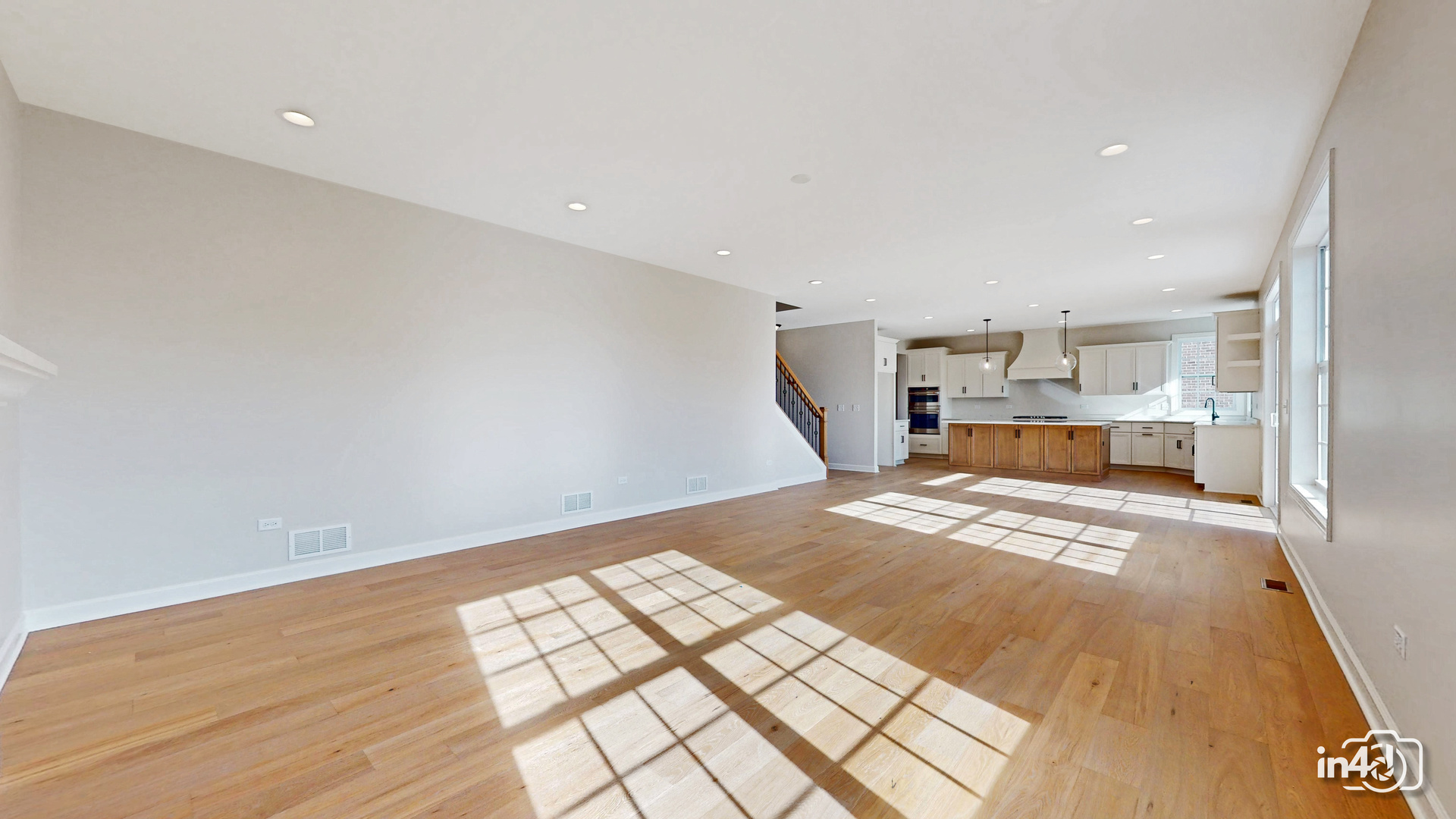 24433 W Bantry Lane, Shorewood, IL 60404