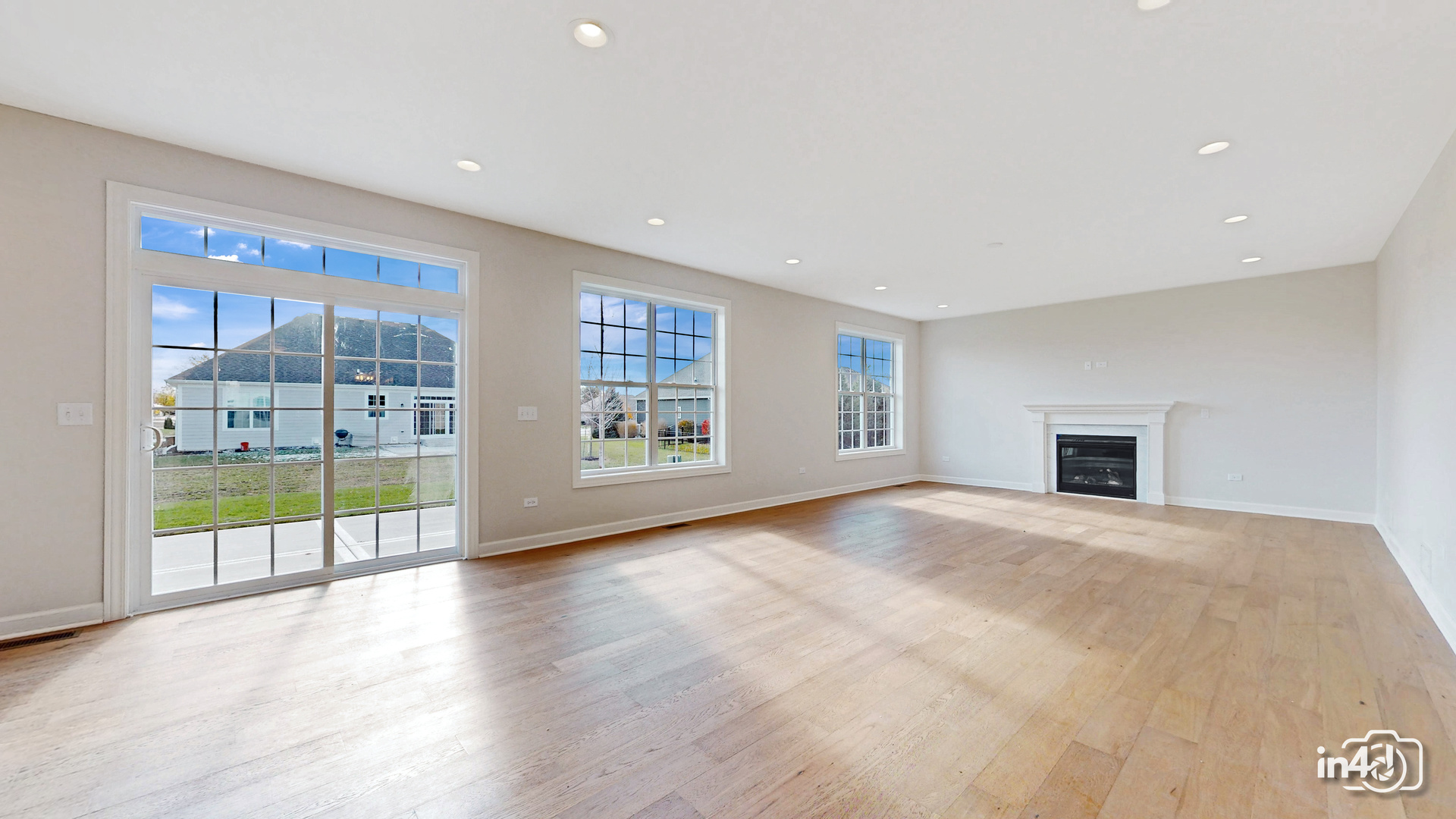 24433 W Bantry Lane, Shorewood, IL 60404