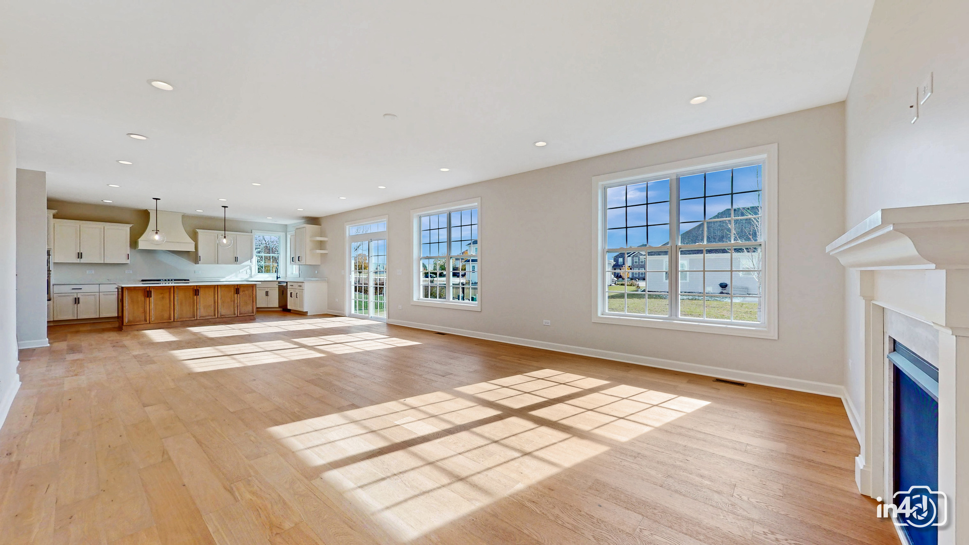 24433 W Bantry Lane, Shorewood, IL 60404