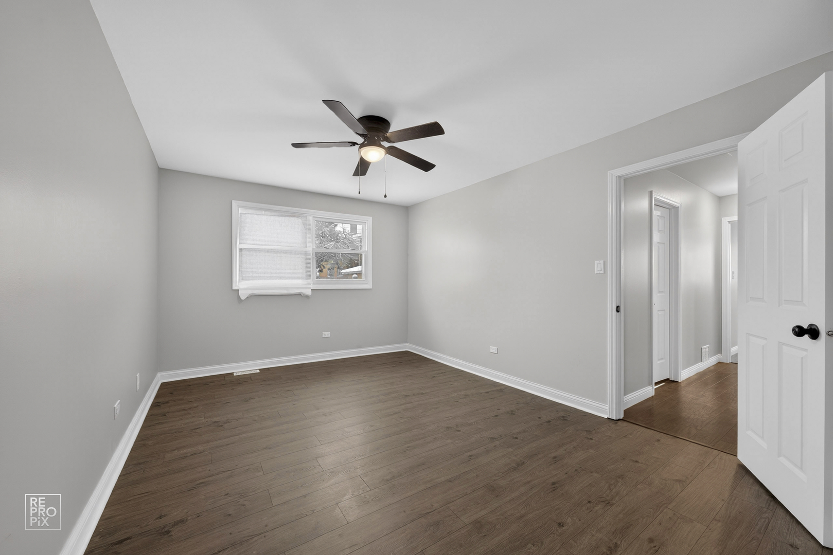 7850 Mcvicker Avenue, Burbank, IL 60459