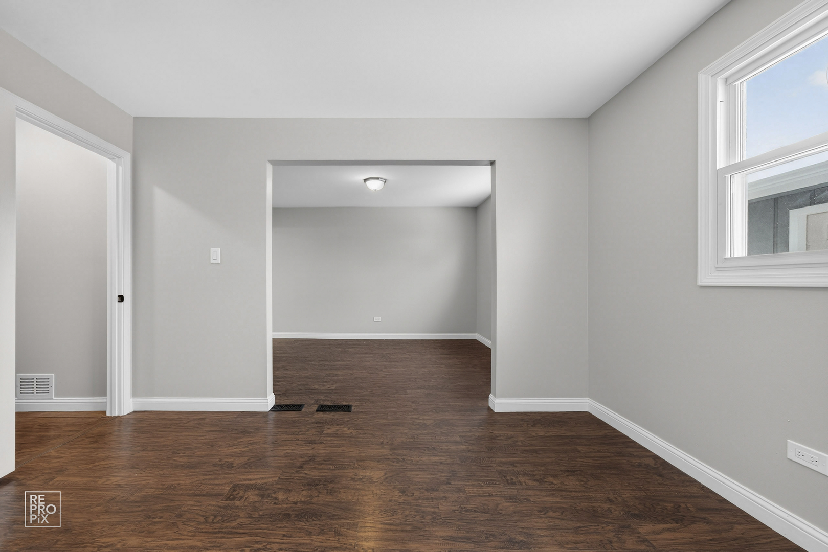 7850 Mcvicker Avenue, Burbank, IL 60459