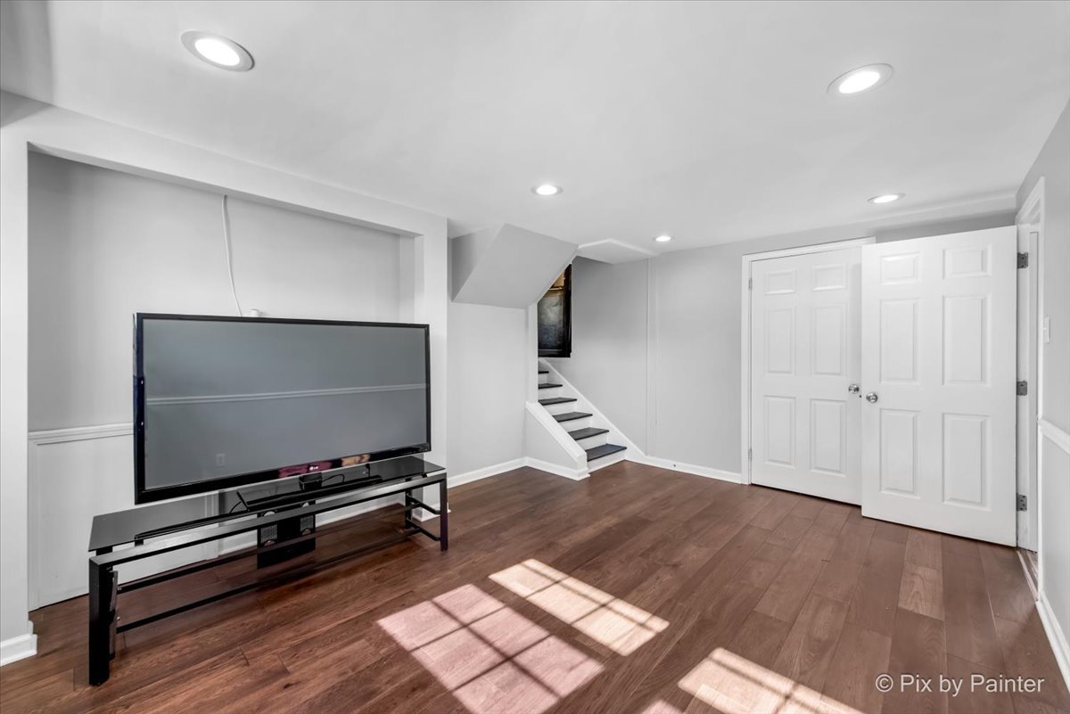 3318 Tulip Drive, Hazel Crest, IL 60429