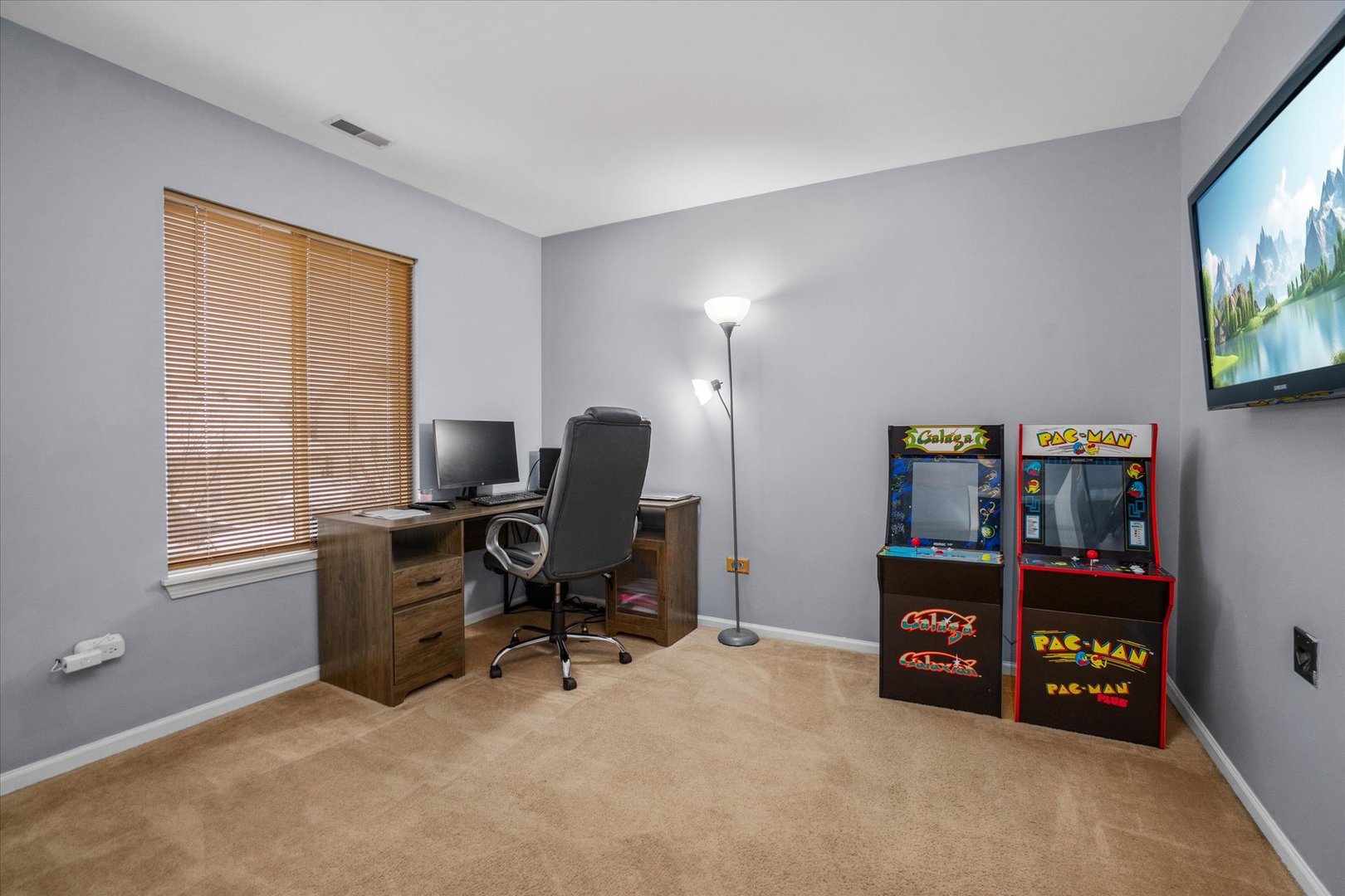 313 Waubonsee Drive, Plano, IL 60545