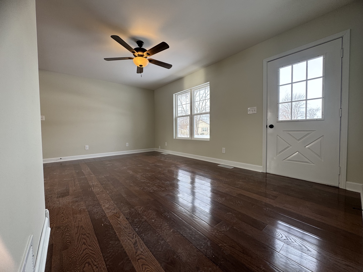 317 Midwestern Drive, Ottawa, IL 61350