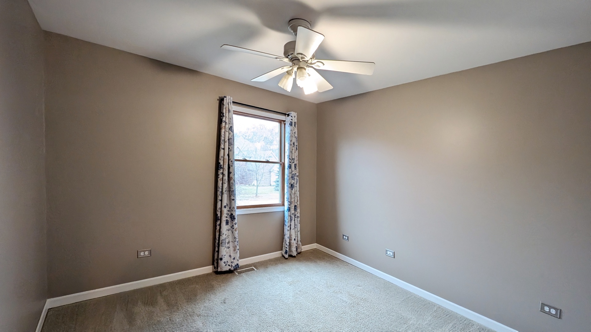 26615 S Kimberly Lane, Channahon, IL 60410