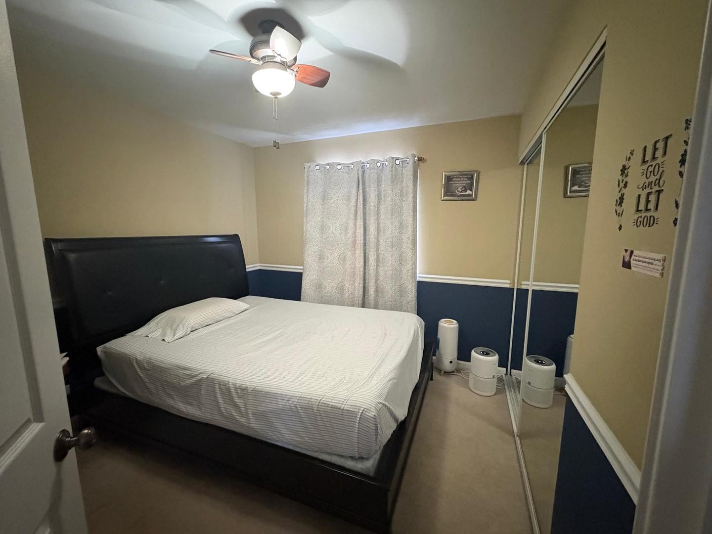 1375 Burnett Drive, Aurora, IL 60502