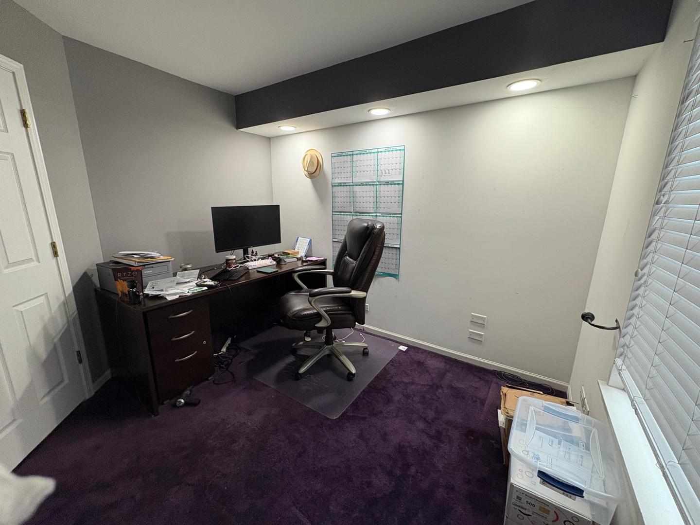 1375 Burnett Drive, Aurora, IL 60502