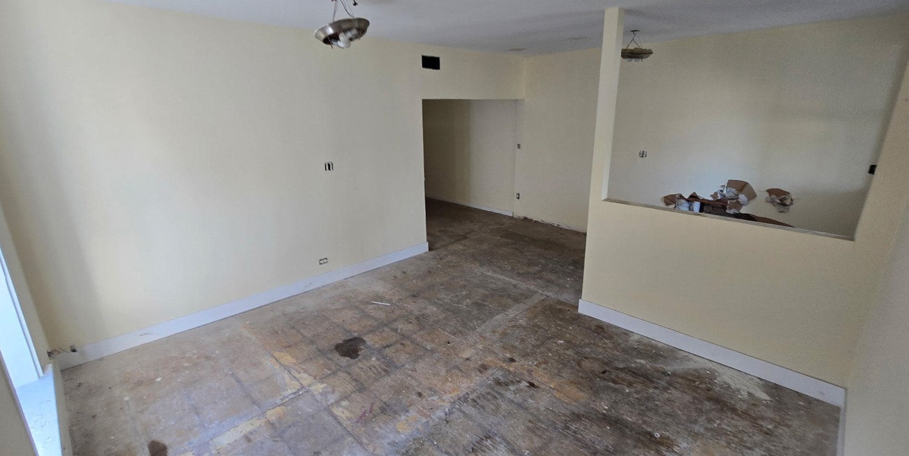 2442 W 63rd Street, Chicago, IL 60629