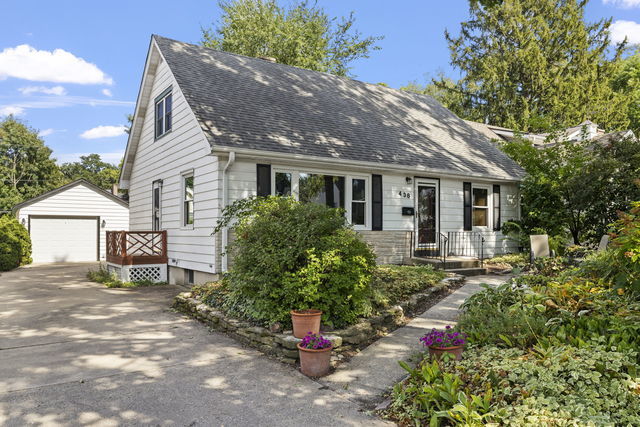 438 S Wright Street, Naperville, IL 60540