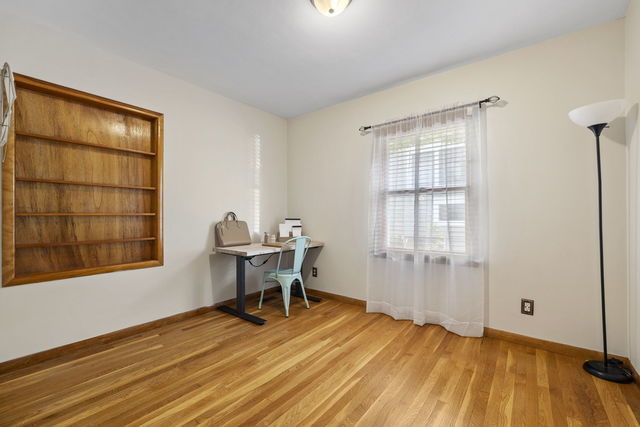 438 S Wright Street, Naperville, IL 60540