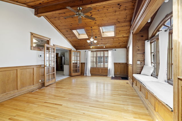 438 S Wright Street, Naperville, IL 60540