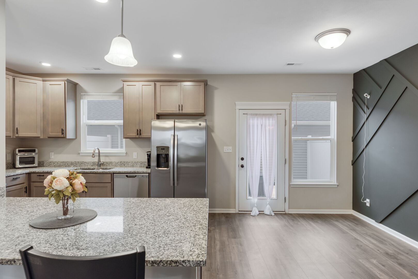 11811 Rhode Island Street, Crown Point, IN 46307