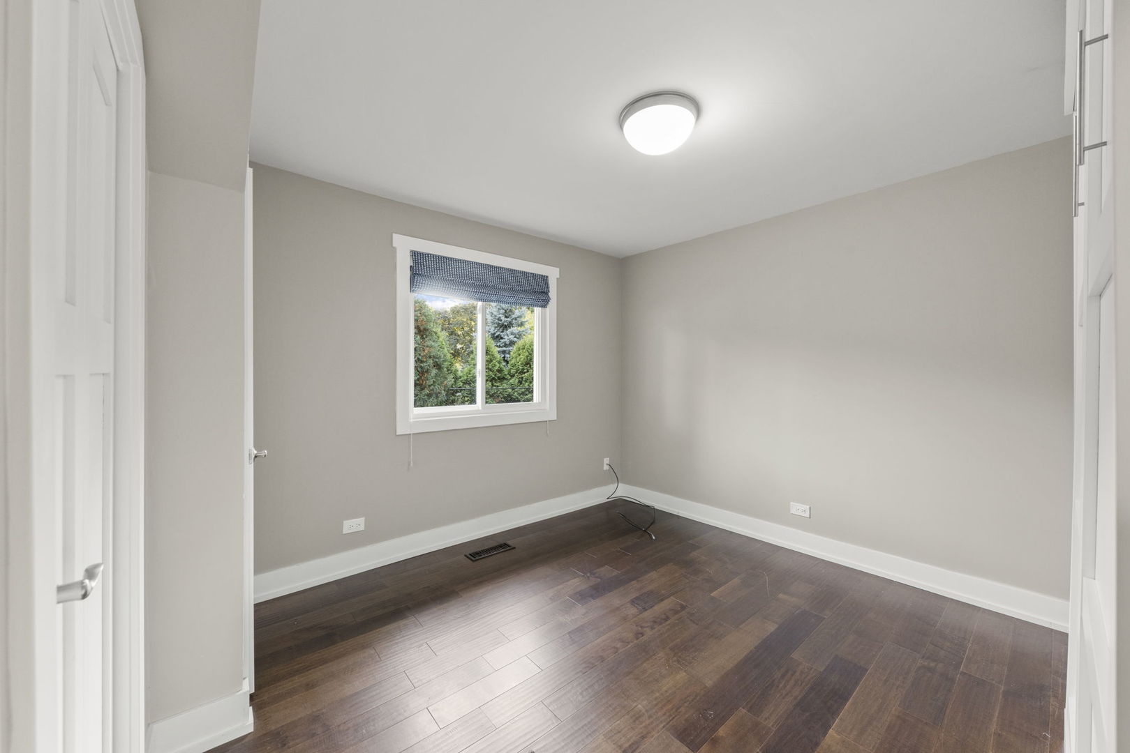 314 Brookside Circle, Wheaton, IL 60187