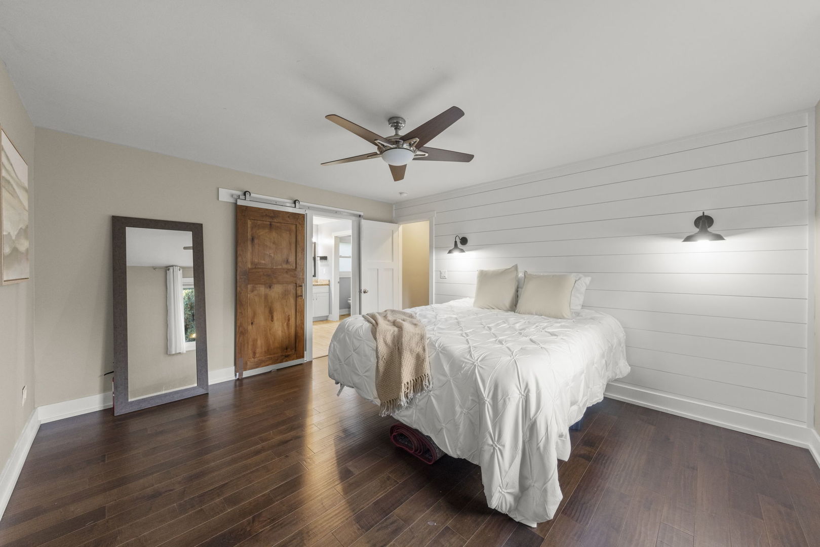 314 Brookside Circle, Wheaton, IL 60187