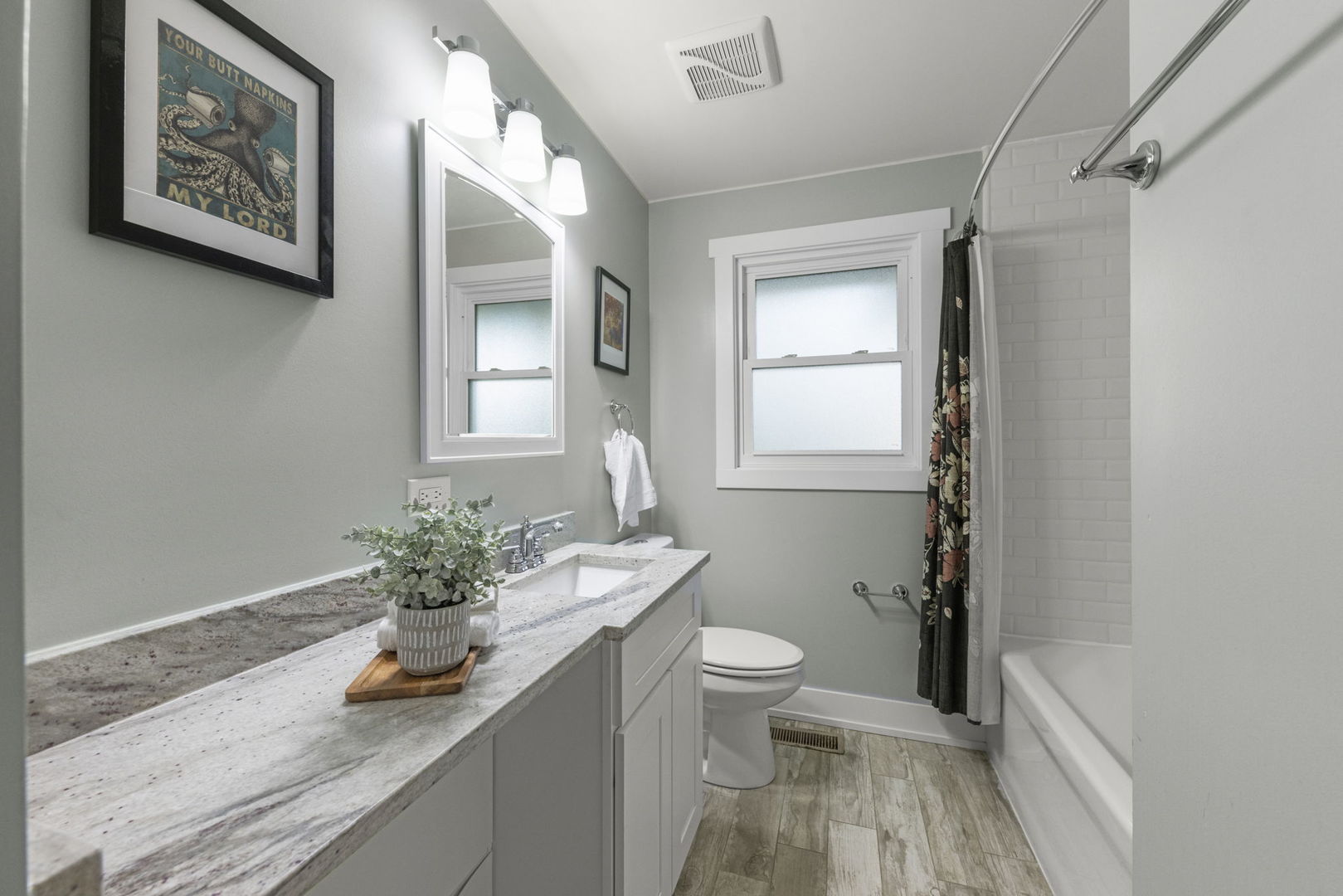 314 Brookside Circle, Wheaton, IL 60187