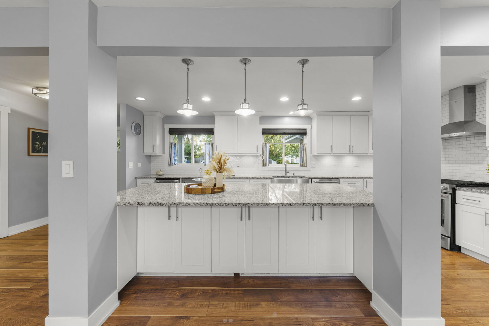 314 Brookside Circle, Wheaton, IL 60187