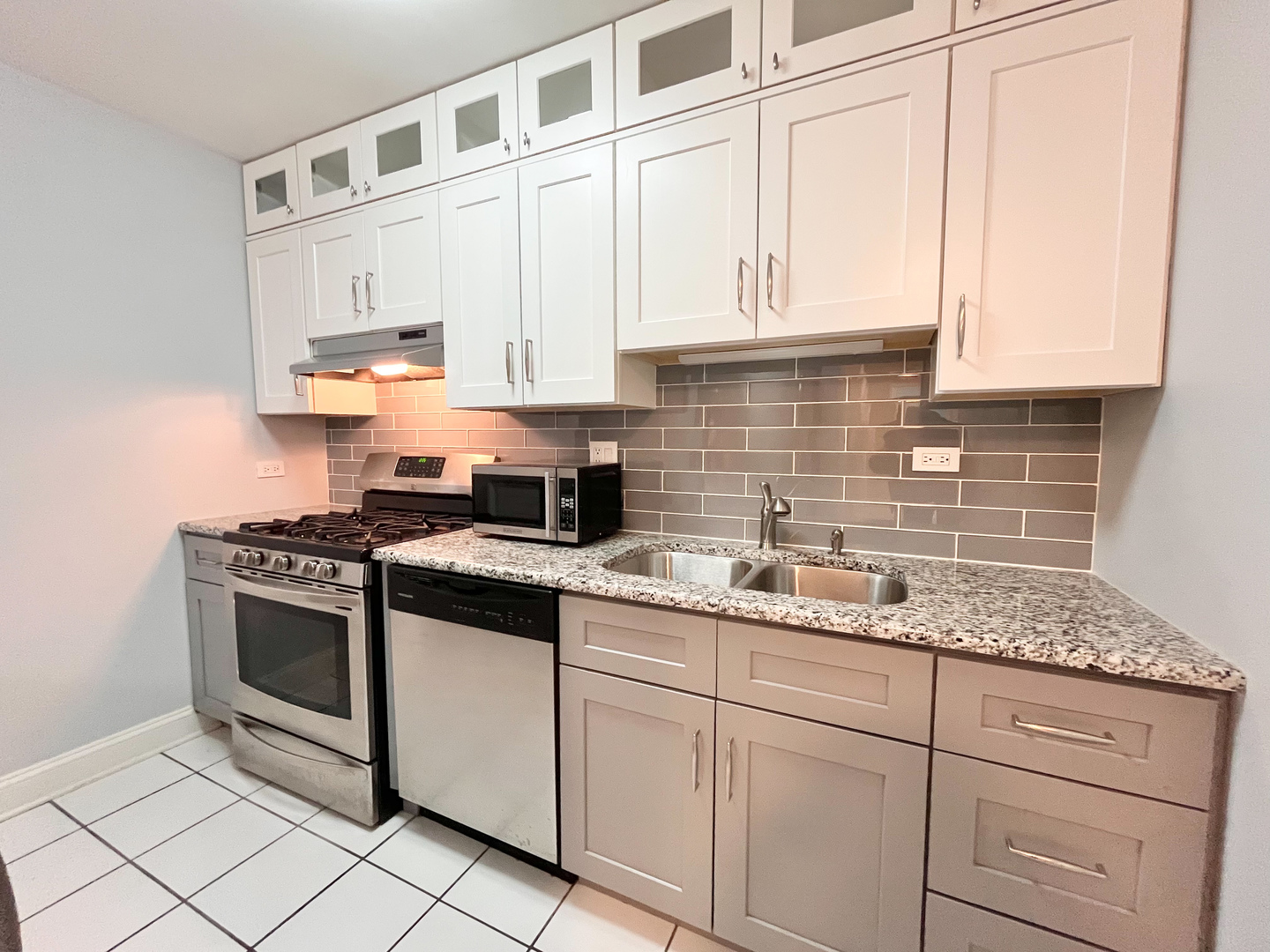 1501 E Churchill Drive #105, Palatine, IL 60074