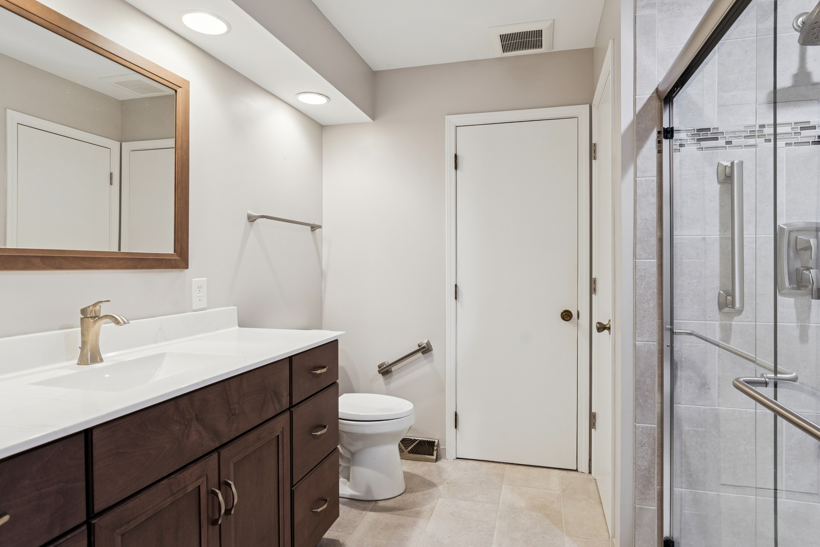 55 Garfield Street, Oswego, IL 60543