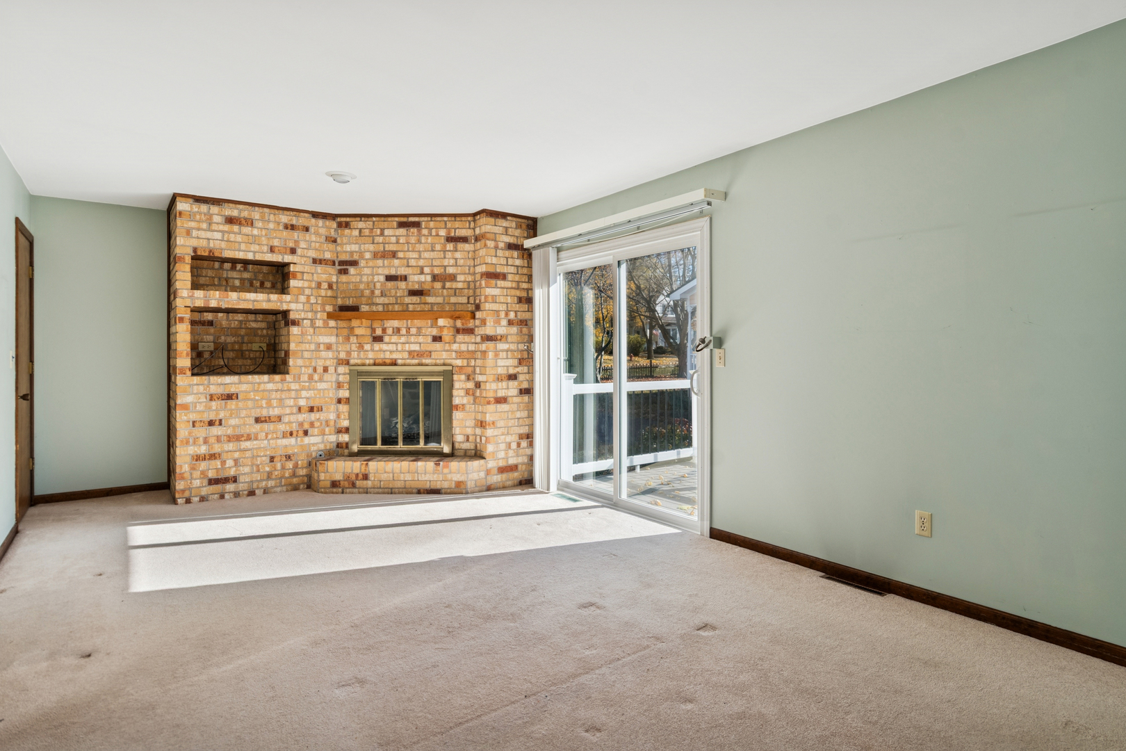 55 Garfield Street, Oswego, IL 60543