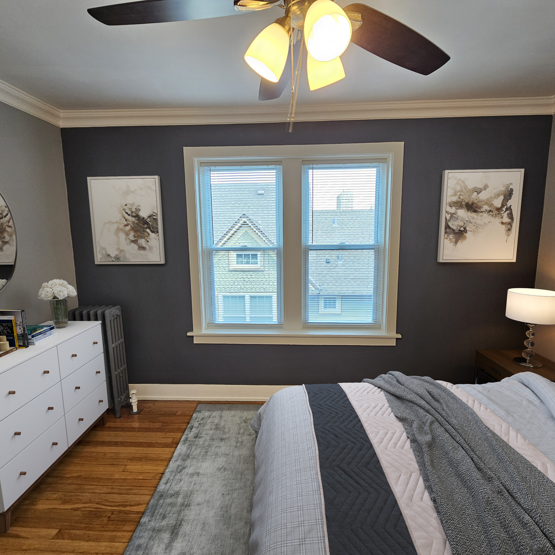 424 Wisconsin Avenue #3N, Oak Park, IL 60302