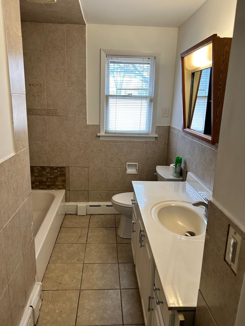 3924 Sunset Avenue, Markham, IL 60428