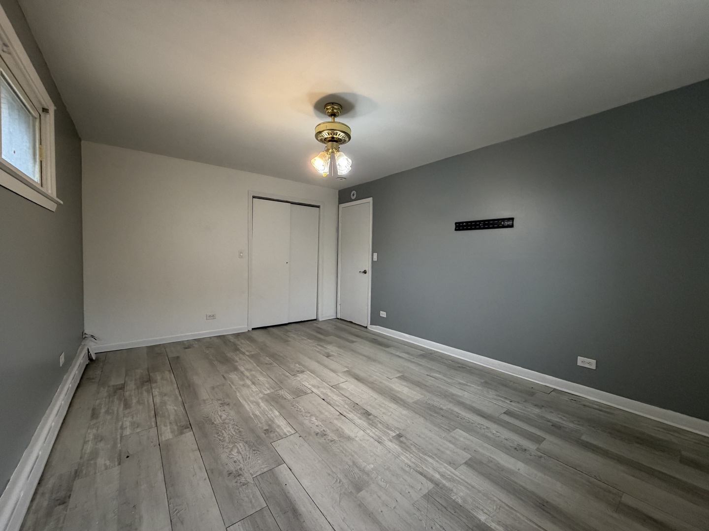 3924 Sunset Avenue, Markham, IL 60428