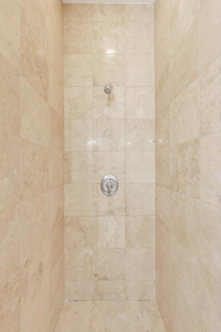 1920 N Springfield Avenue #1S, Chicago, IL 60647