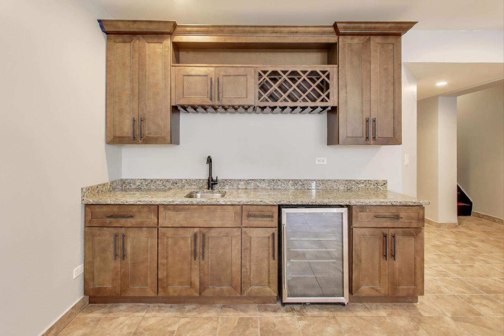 1920 N Springfield Avenue #1S, Chicago, IL 60647