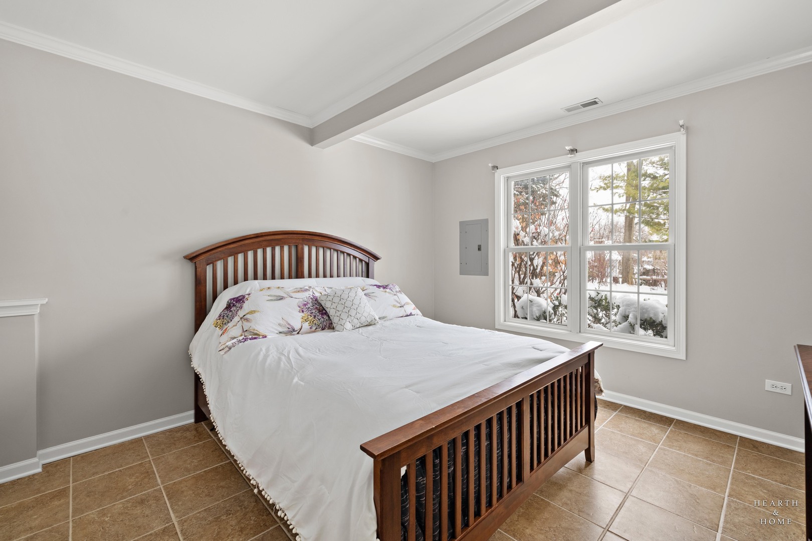 679 BARLINA Road, Crystal Lake, IL 60014