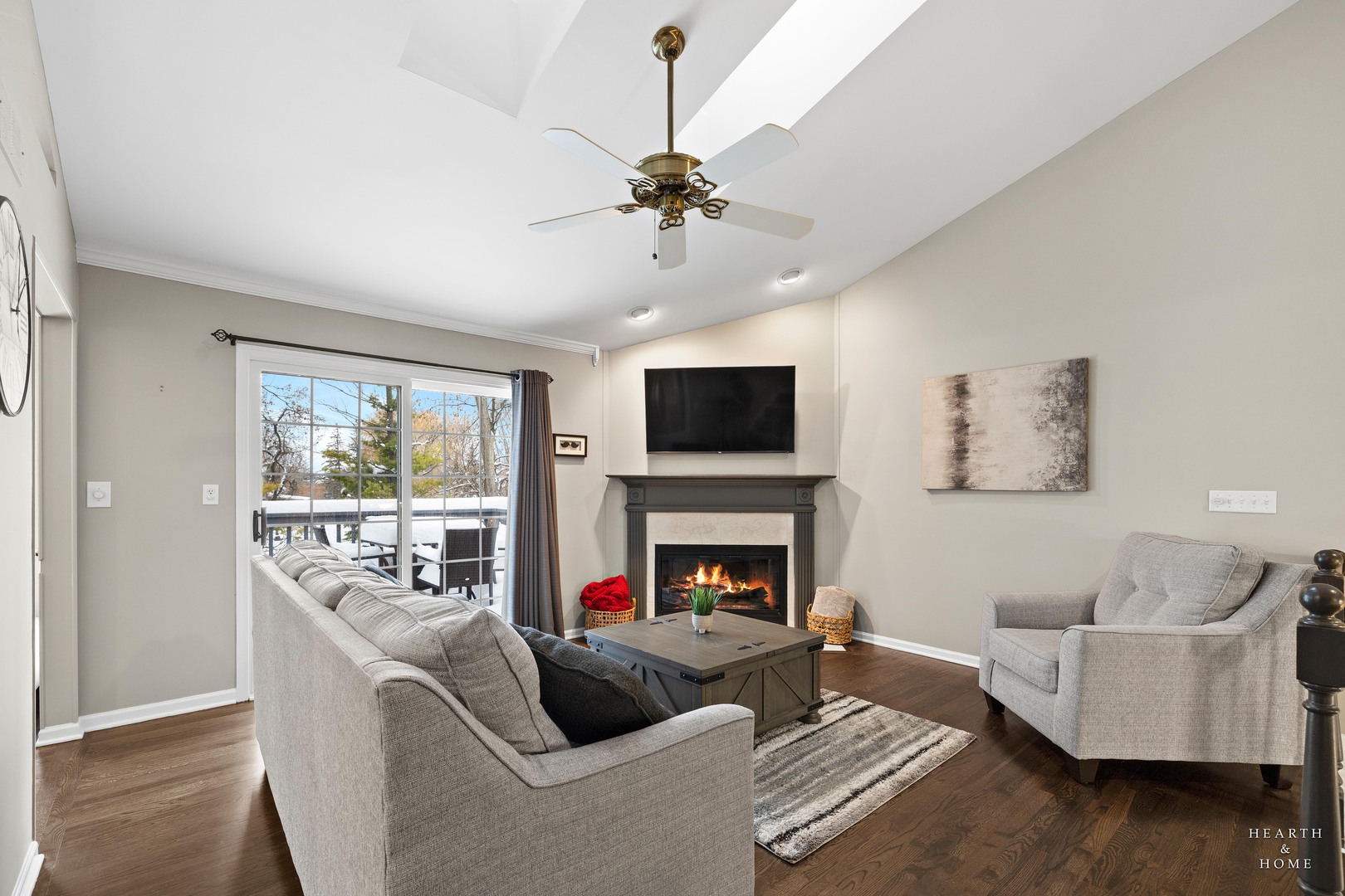 679 BARLINA Road, Crystal Lake, IL 60014