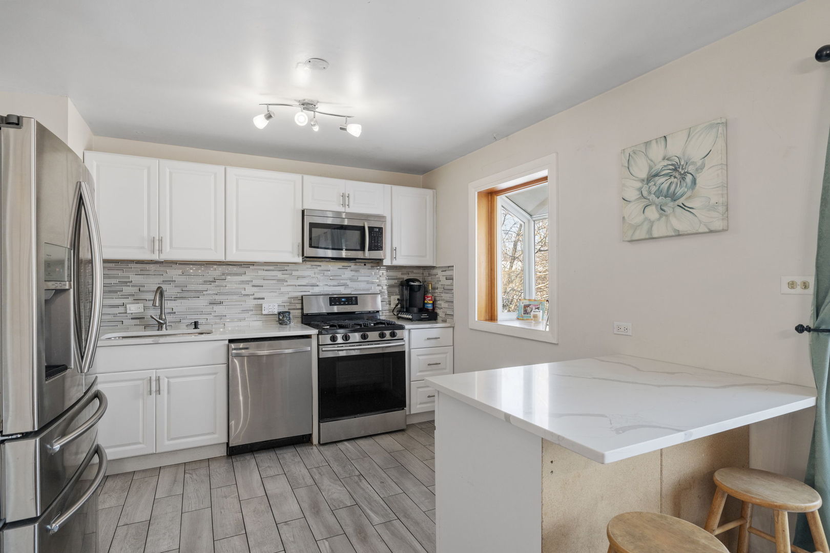 17126 Central Park Avenue, Hazel Crest, IL 60429