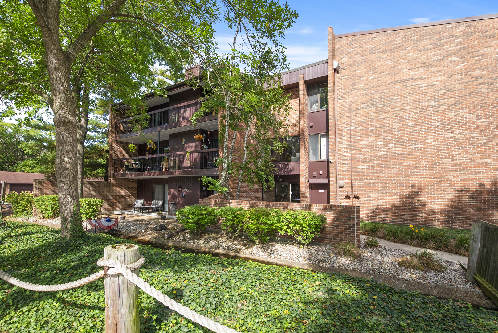 14515 Central Court #G3, Oak Forest, IL 60452