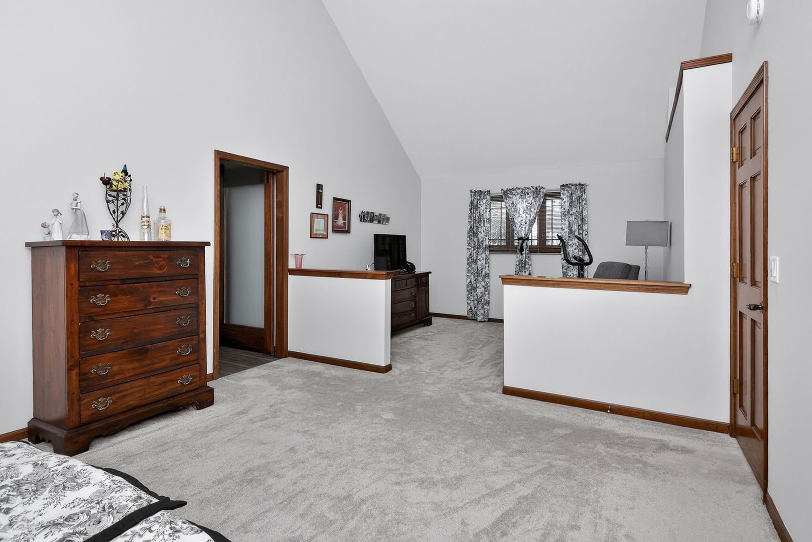 2276 Kaskaskia Court, Naperville, IL 60565