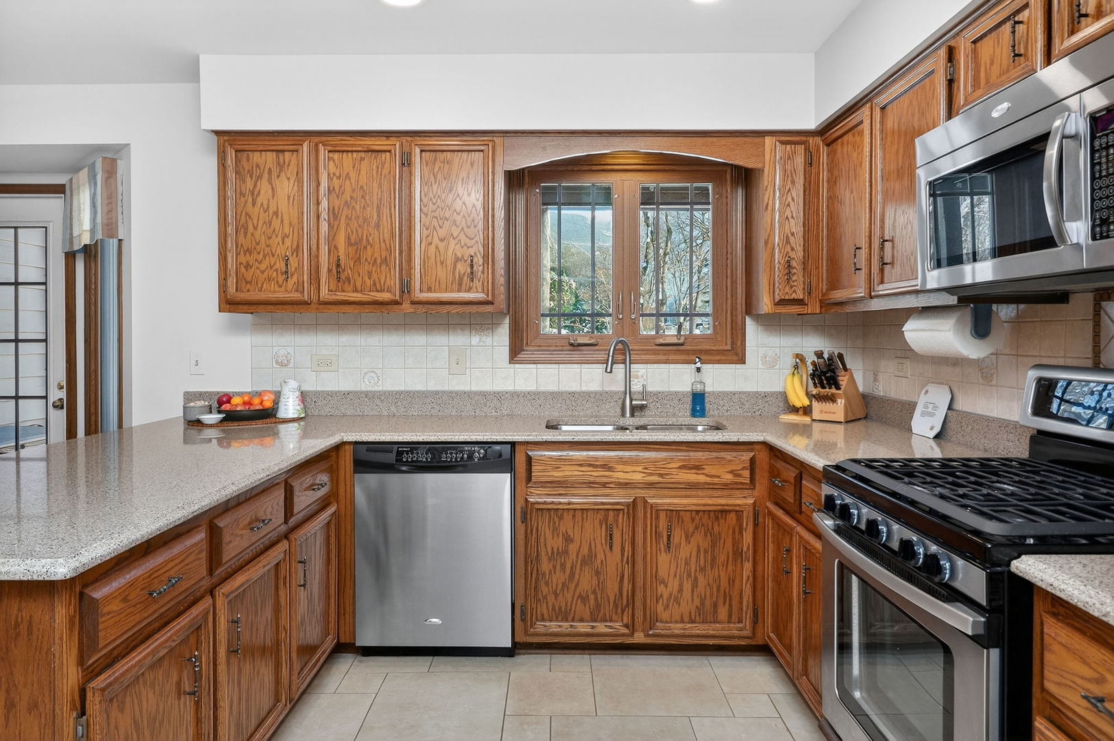 2276 Kaskaskia Court, Naperville, IL 60565