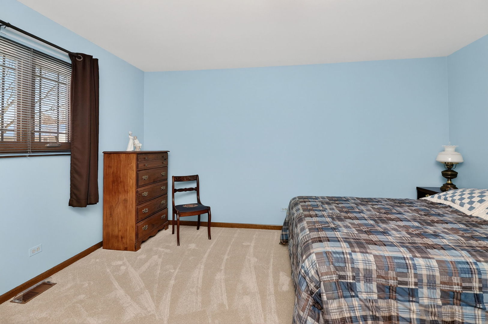 2276 Kaskaskia Court, Naperville, IL 60565