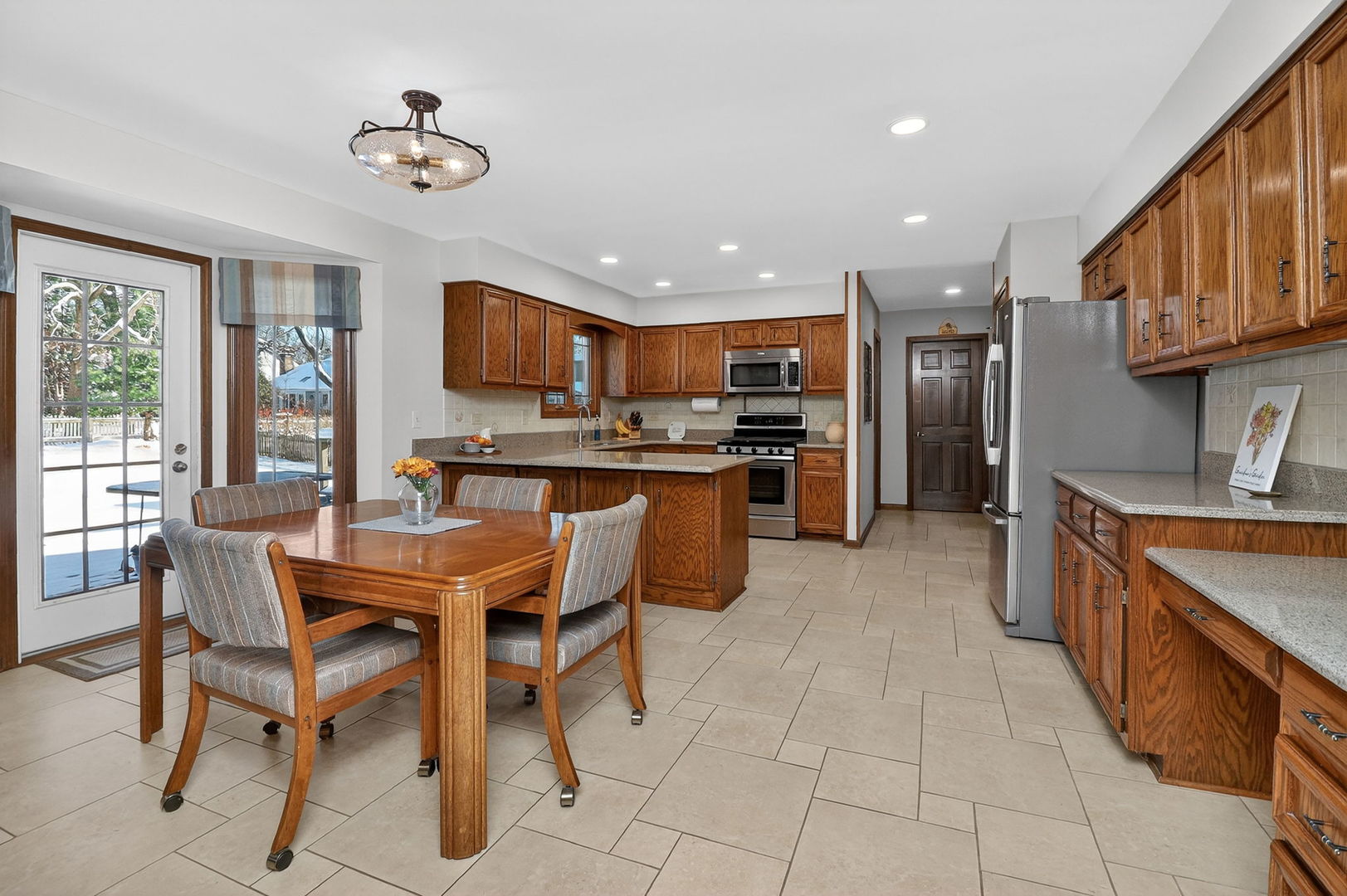 2276 Kaskaskia Court, Naperville, IL 60565