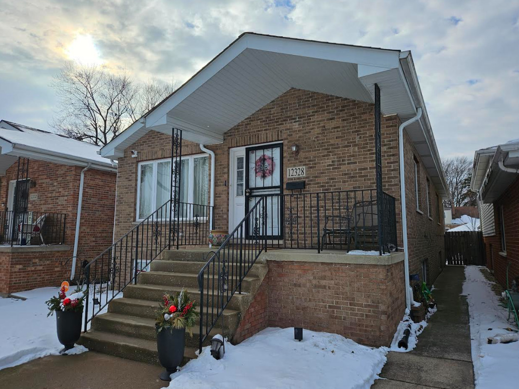 12328 S Aberdeen Street, Calumet Park, IL 60827