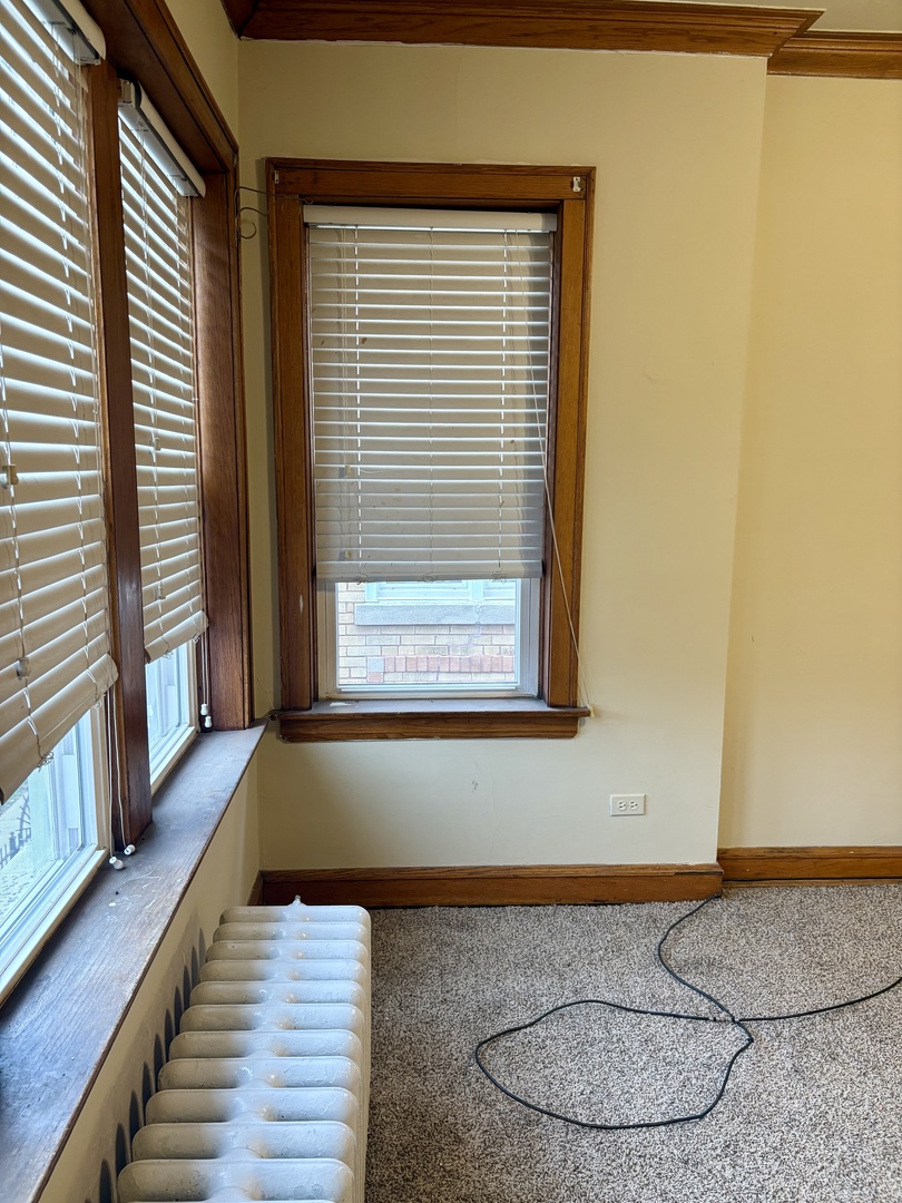 7036 S Artesian Avenue, Chicago, IL 60629