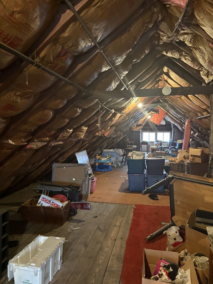 7036 S Artesian Avenue, Chicago, IL 60629