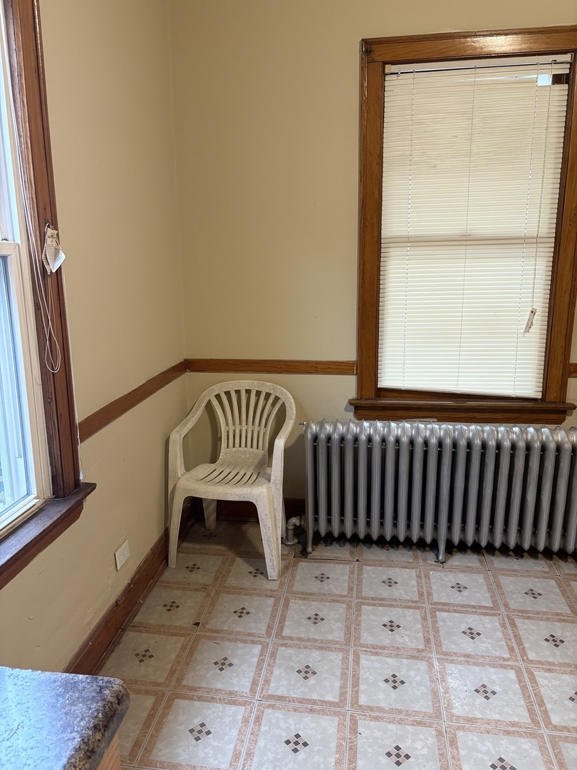 7036 S Artesian Avenue, Chicago, IL 60629