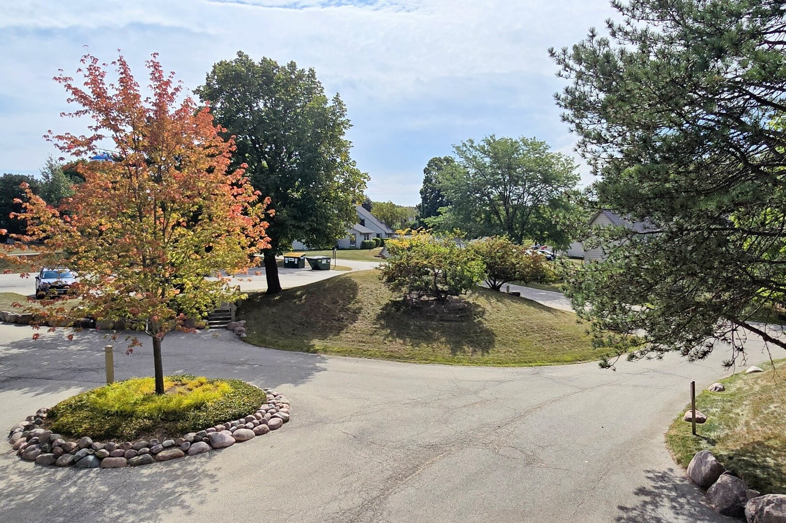 690 Chandler Road #207, Gurnee, IL 60031