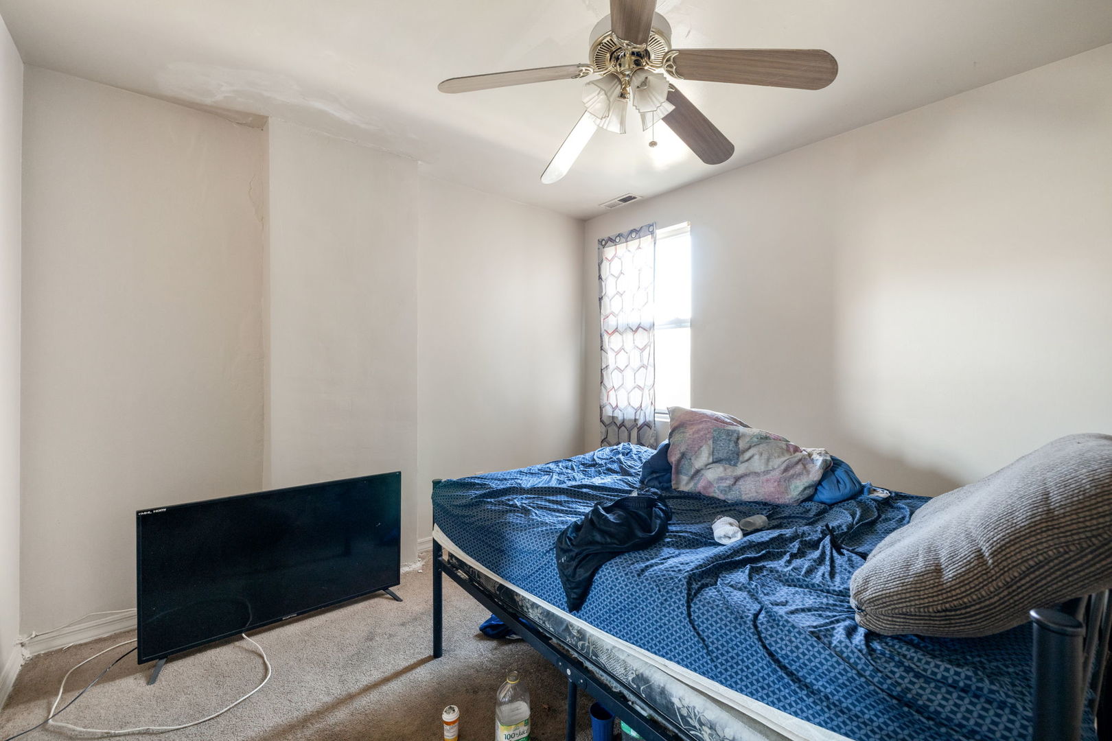 750 E 69th Place, Chicago, IL 60637