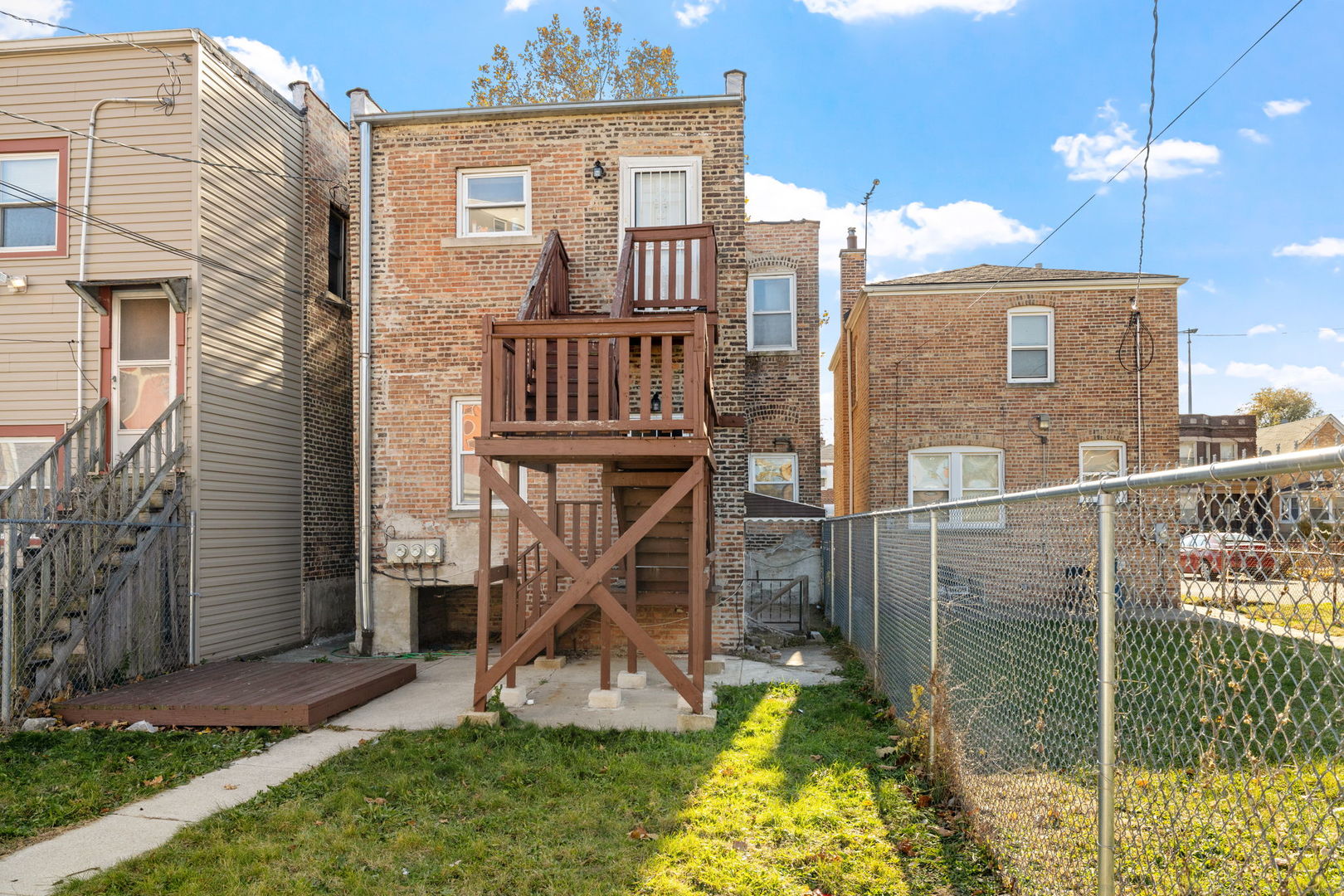 750 E 69th Place, Chicago, IL 60637