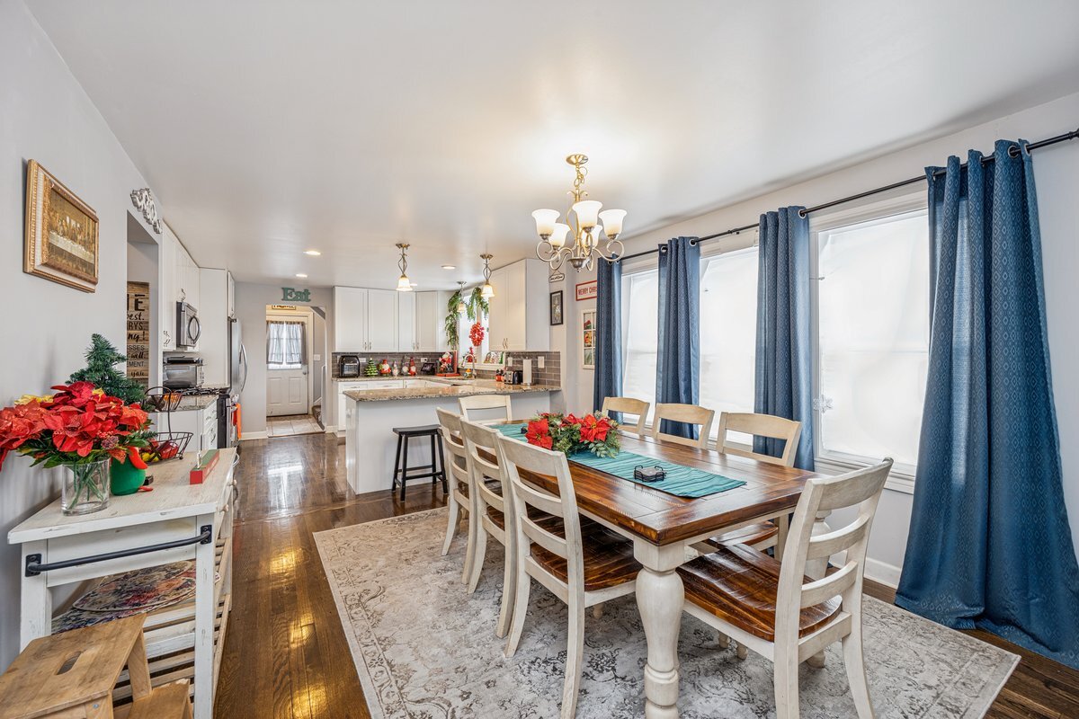 3647 Euclid Avenue, Berwyn, IL 60402