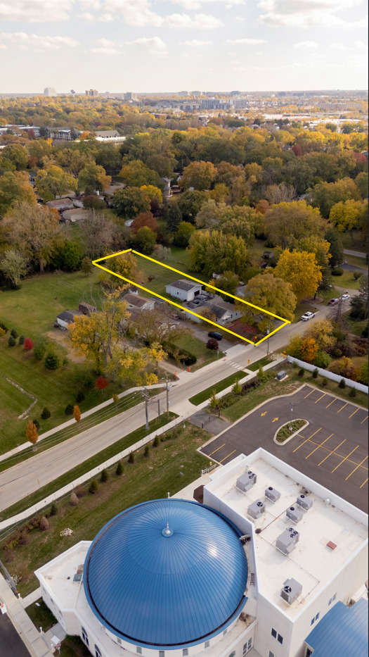 1225 S Lawler Avenue, Lombard, IL 60148