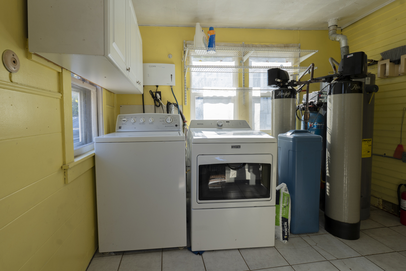 1225 S Lawler Avenue, Lombard, IL 60148