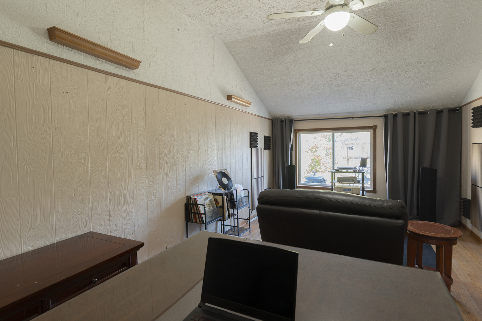 1225 S Lawler Avenue, Lombard, IL 60148